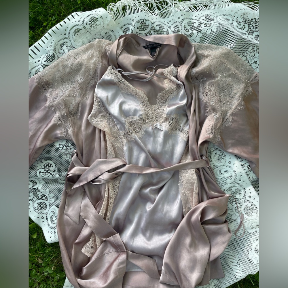 Victoria's Secret Pink Satin Robe with Lace Trim Slip